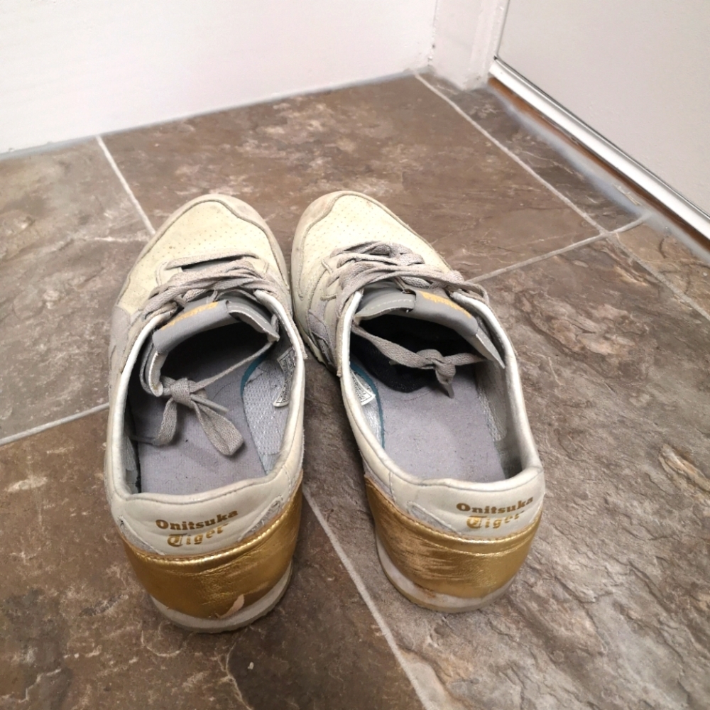 Onitsuka Serrano